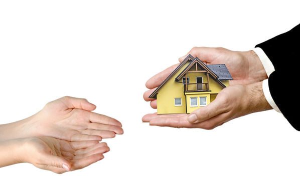 Bespaar op je erfenisrechten en schenk je woning