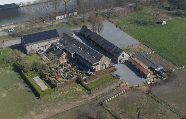 Gebouw voor gemengd gebruik te koop in Bree