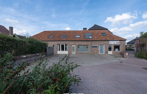 Gebouw voor gemengd gebruik te koop in Bree