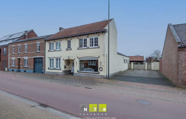 Gebouw voor gemengd gebruik te koop in Dilsen-Stokkem