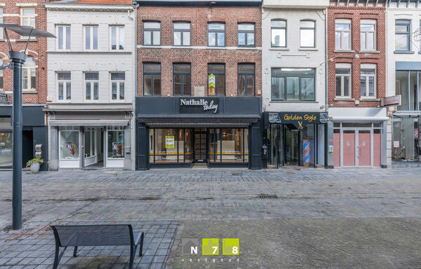 Gebouw voor gemengd gebruik te koop in Maaseik