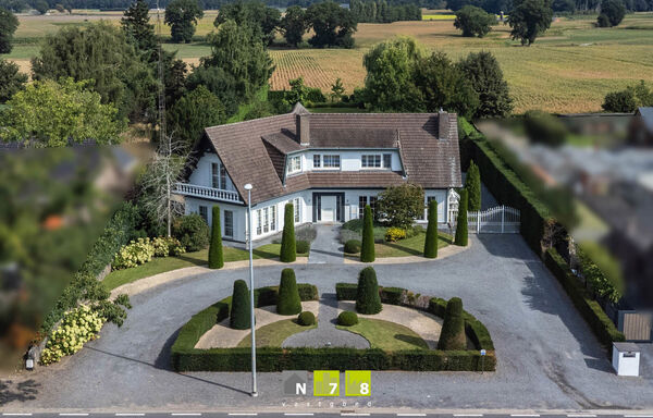 Gebouw voor gemengd gebruik te koop in Maaseik