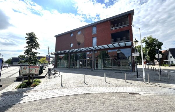 Individuele handelszaak te huur in Maaseik