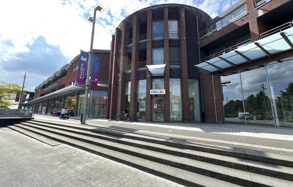 Individuele handelszaak te huur in Maaseik