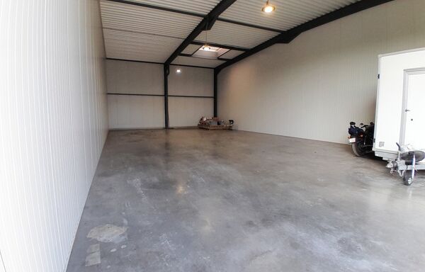 Industrieel gebouw te huur in Dilsen-Stokkem