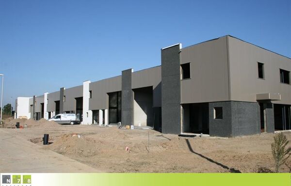 PictureReference:[16695]