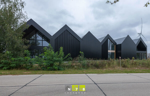 Industrieel gebouw te koop in Dilsen-Stokkem