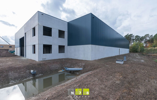 Kantoren & magazijn te huur in Dilsen-Stokkem