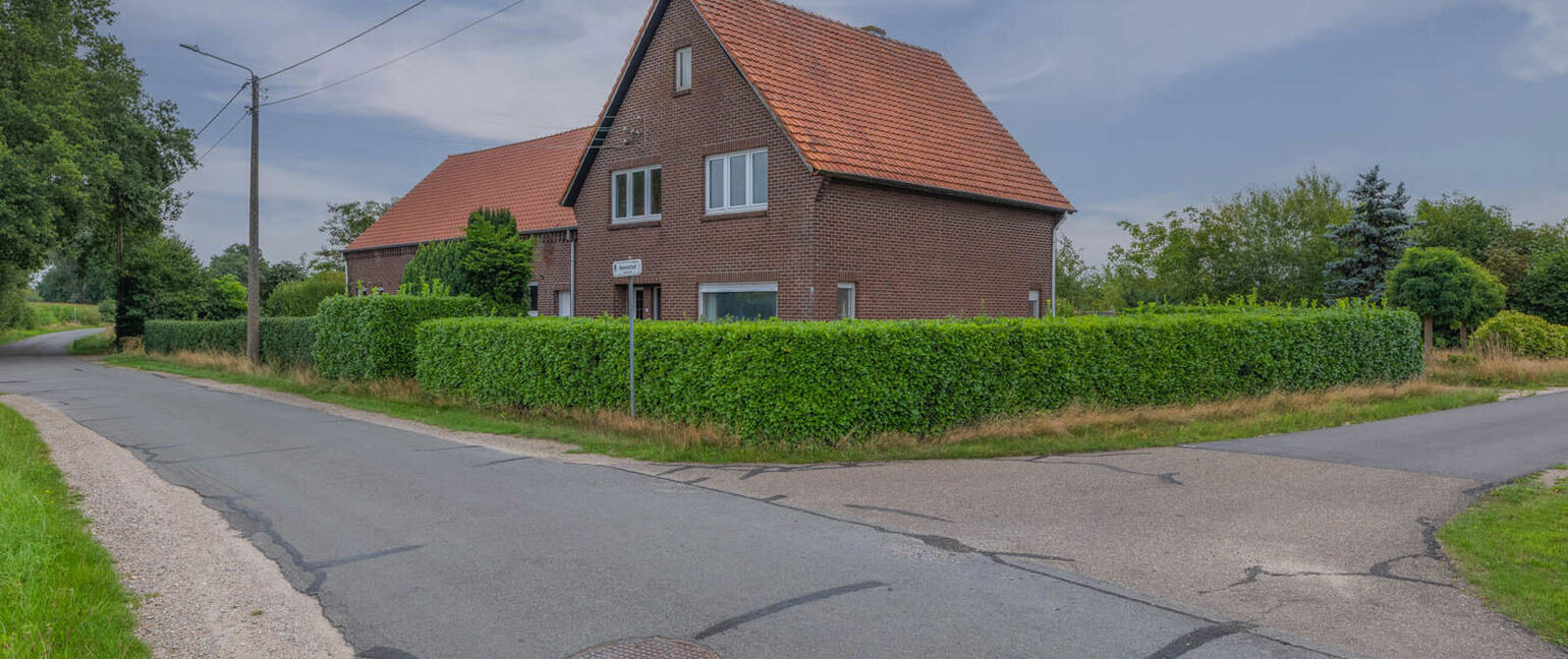 Boerderij te koop in Bocholt