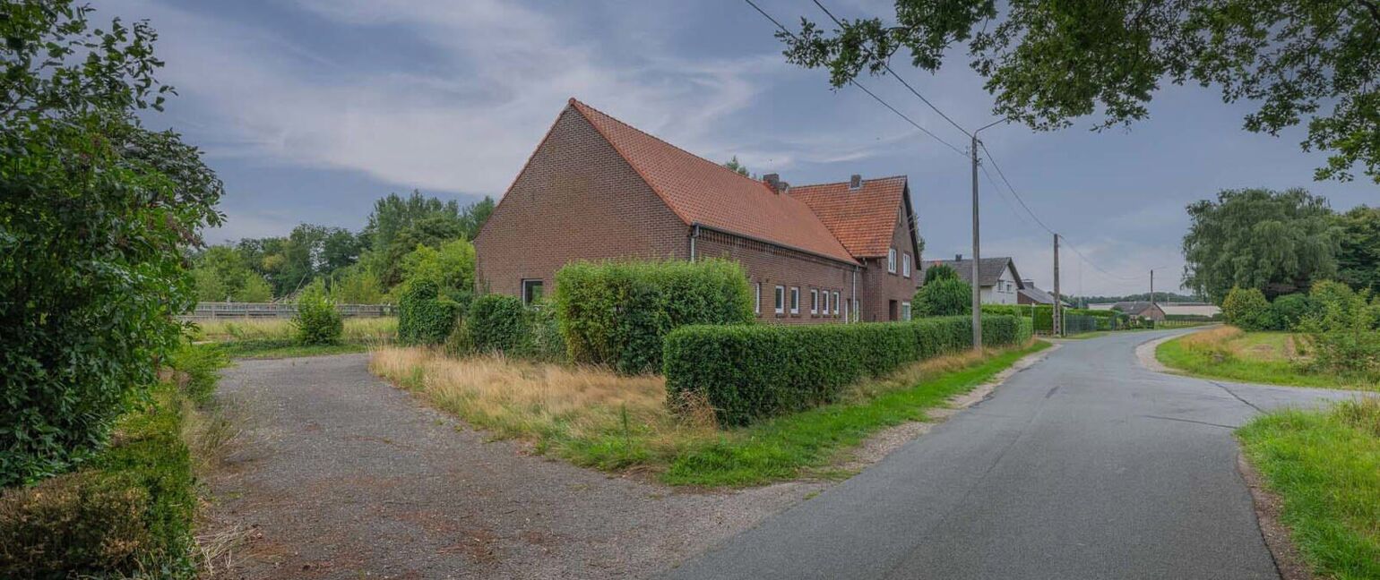 Boerderij te koop in Bocholt