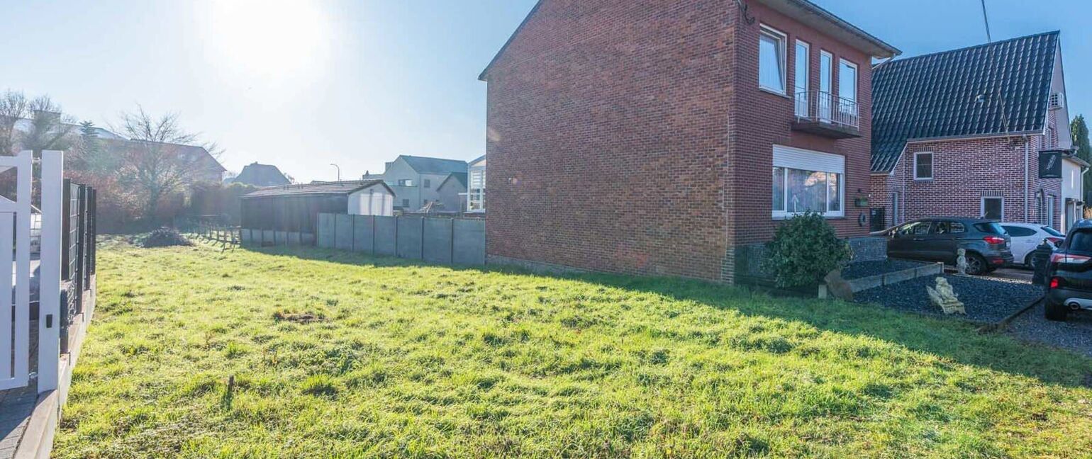 Bouwgrond te koop in Dilsen-Stokkem
