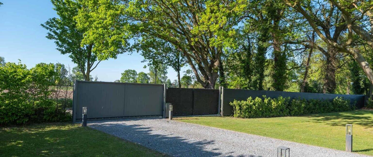 Gebouw voor gemengd gebruik te koop in Bree