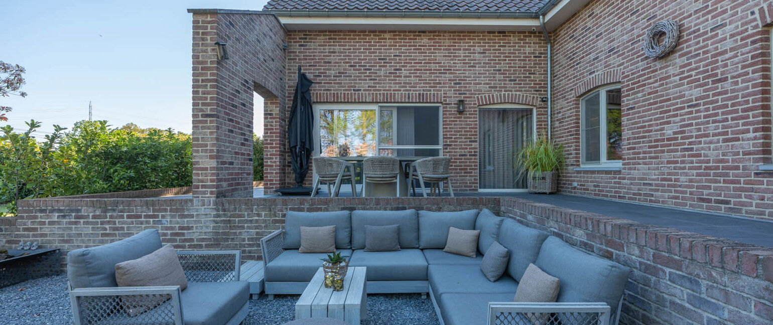 Gebouw voor gemengd gebruik te koop in Bree