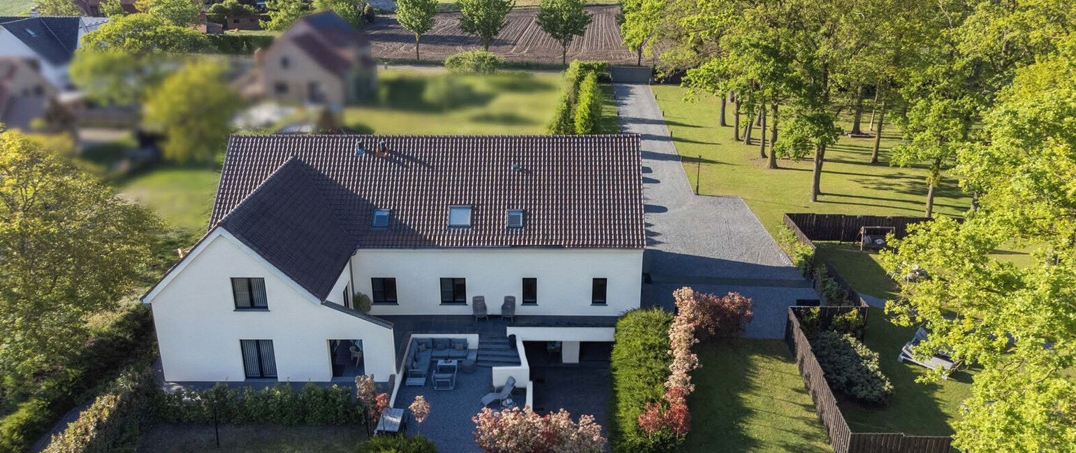 Gebouw voor gemengd gebruik te koop in Bree
