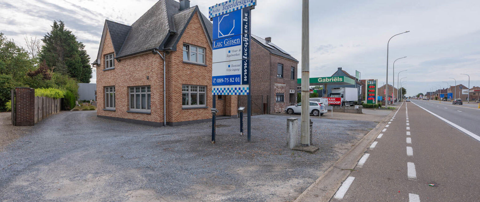 Gebouw voor gemengd gebruik te koop in Dilsen-Stokkem