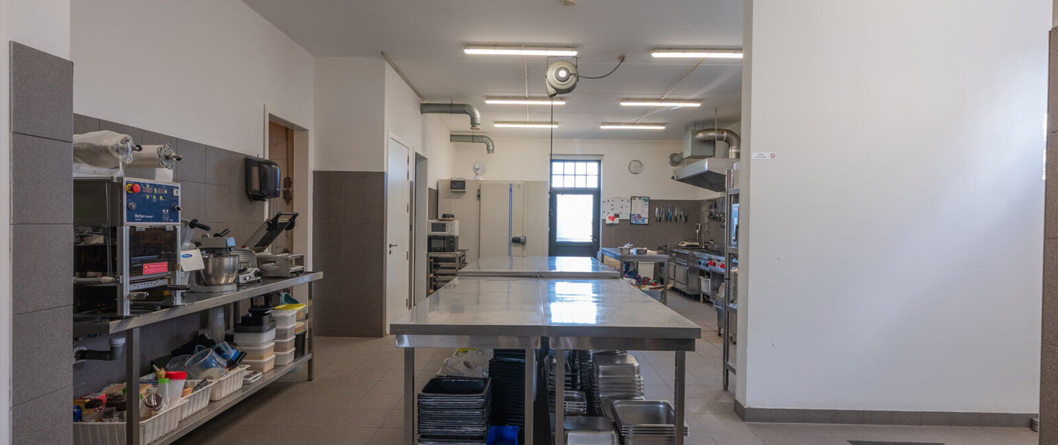 Gebouw voor gemengd gebruik te koop in Dilsen-Stokkem