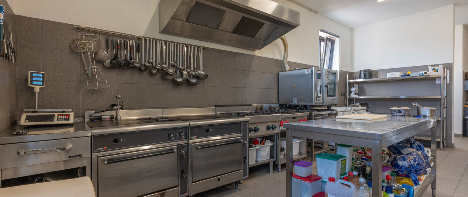 Gebouw voor gemengd gebruik te koop in Dilsen-Stokkem