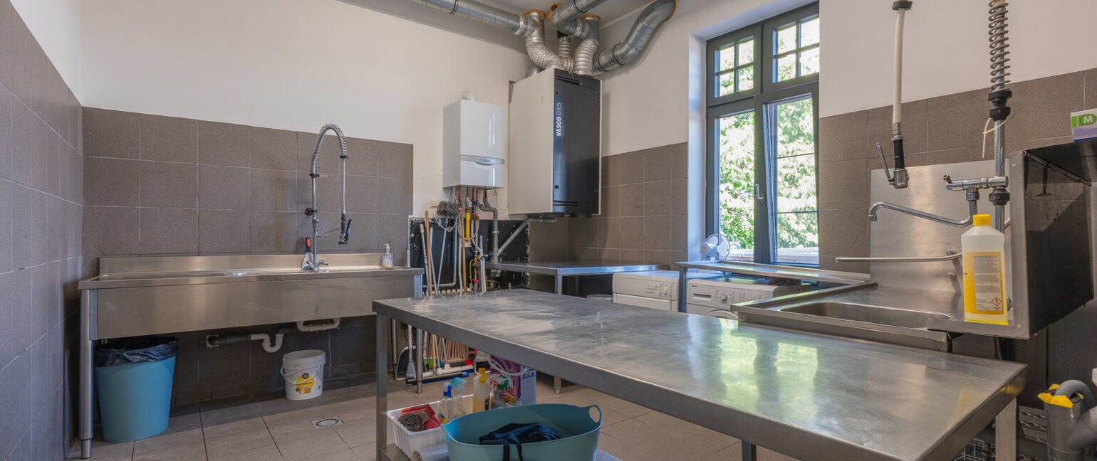 Gebouw voor gemengd gebruik te koop in Dilsen-Stokkem