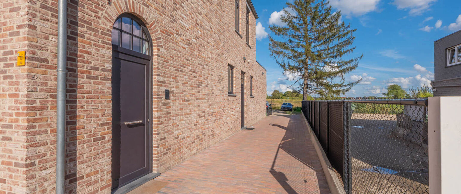 Gebouw voor gemengd gebruik te koop in Dilsen-Stokkem