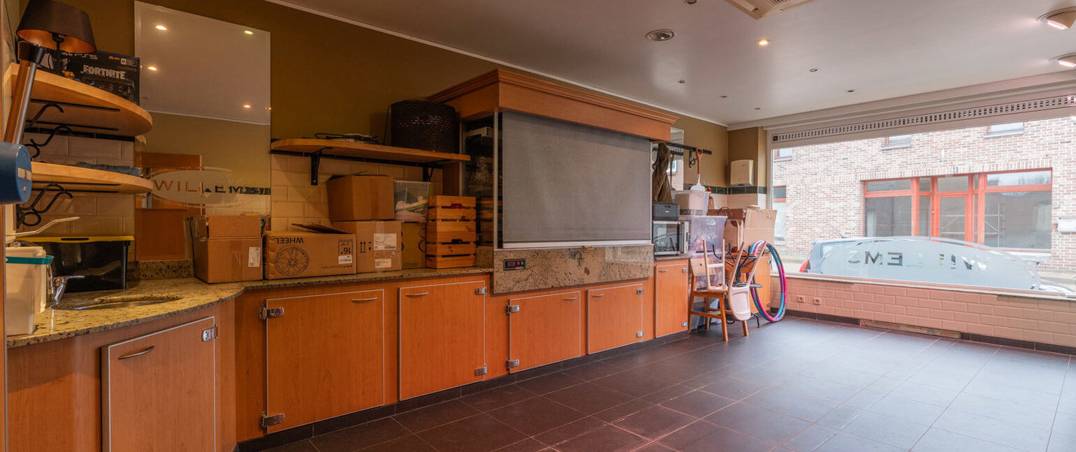 Gebouw voor gemengd gebruik te koop in Dilsen-Stokkem
