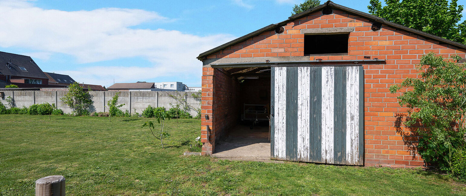 Gebouw voor gemengd gebruik te koop in Dilsen-Stokkem