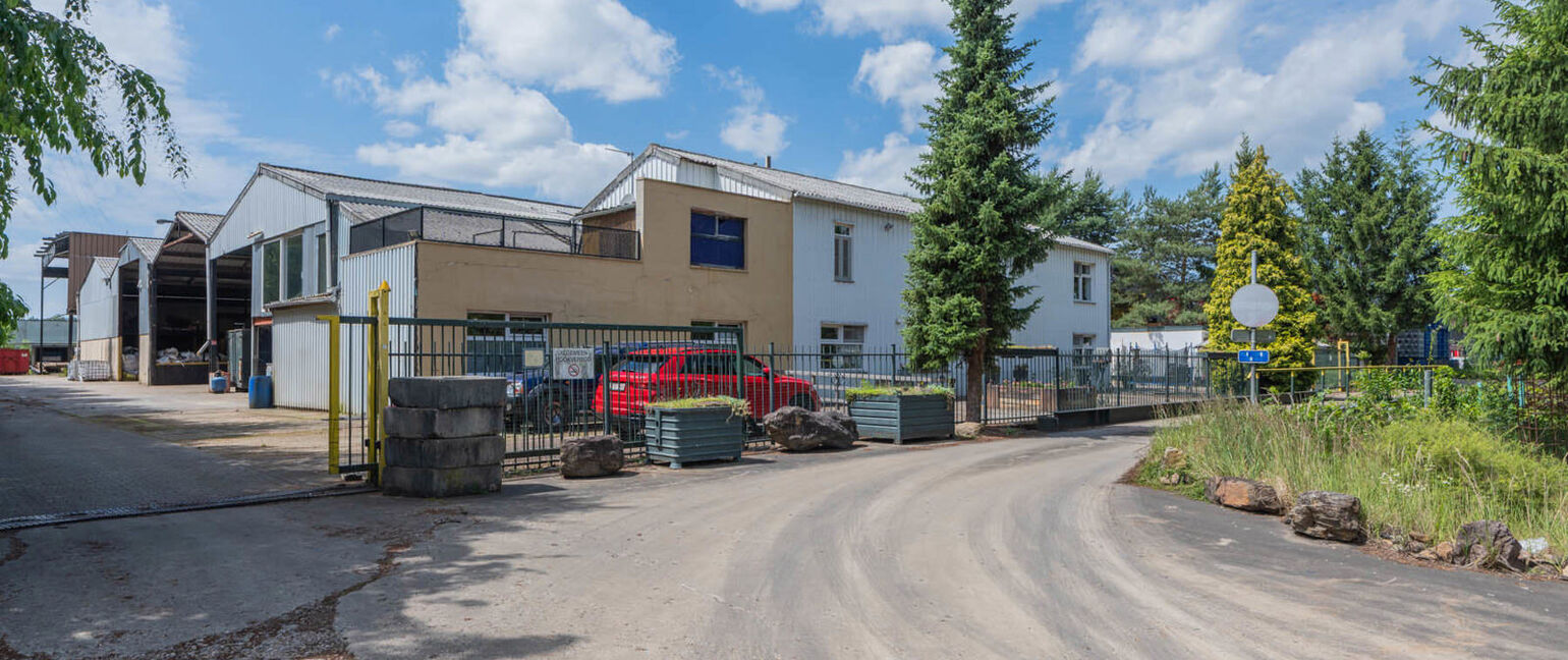Gebouw voor gemengd gebruik te koop in Dilsen-Stokkem