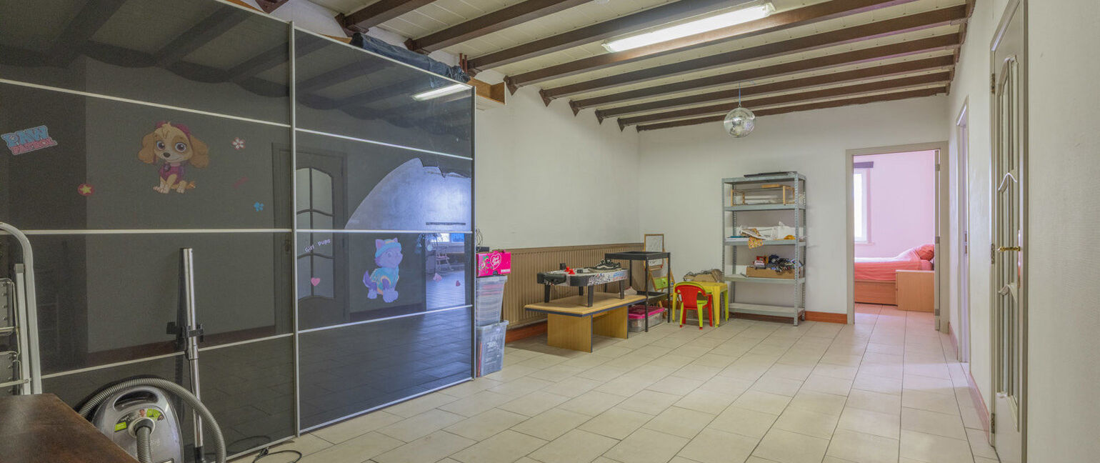 Gebouw voor gemengd gebruik te koop in Dilsen-Stokkem