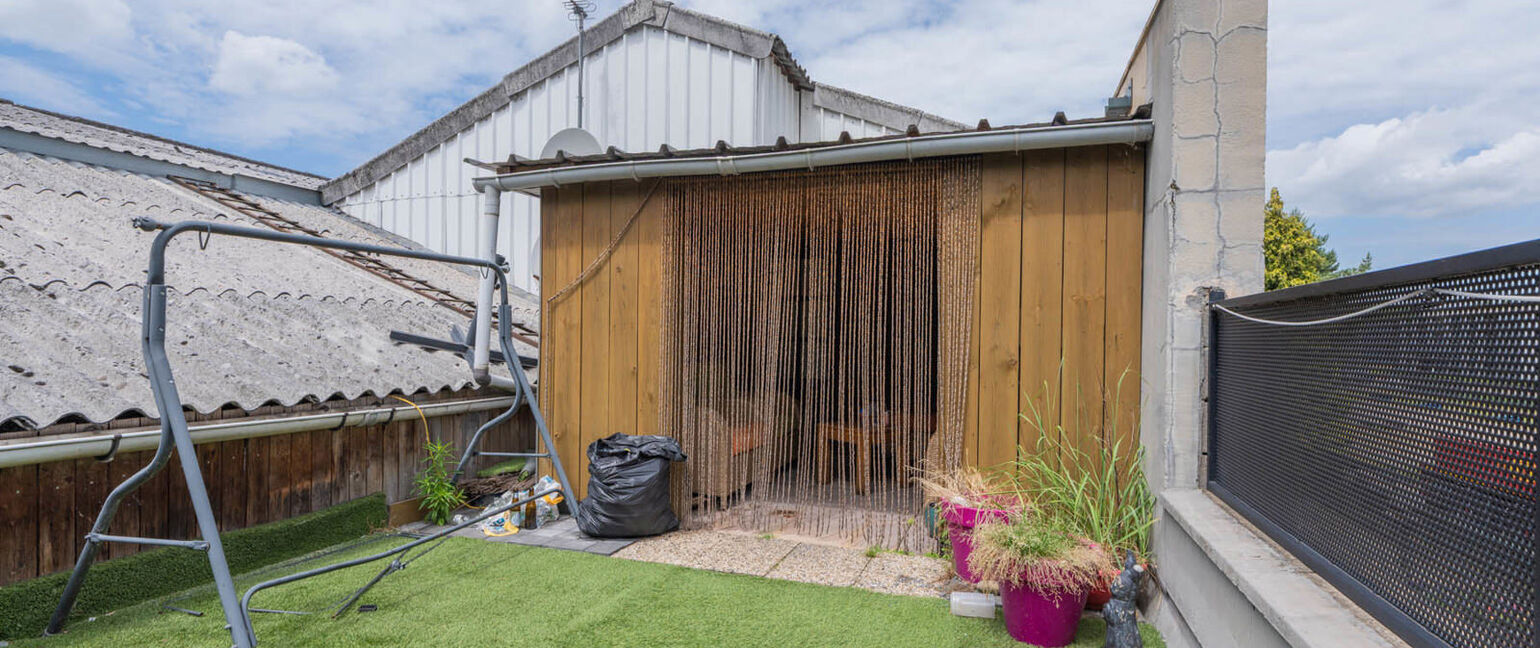 Gebouw voor gemengd gebruik te koop in Dilsen-Stokkem