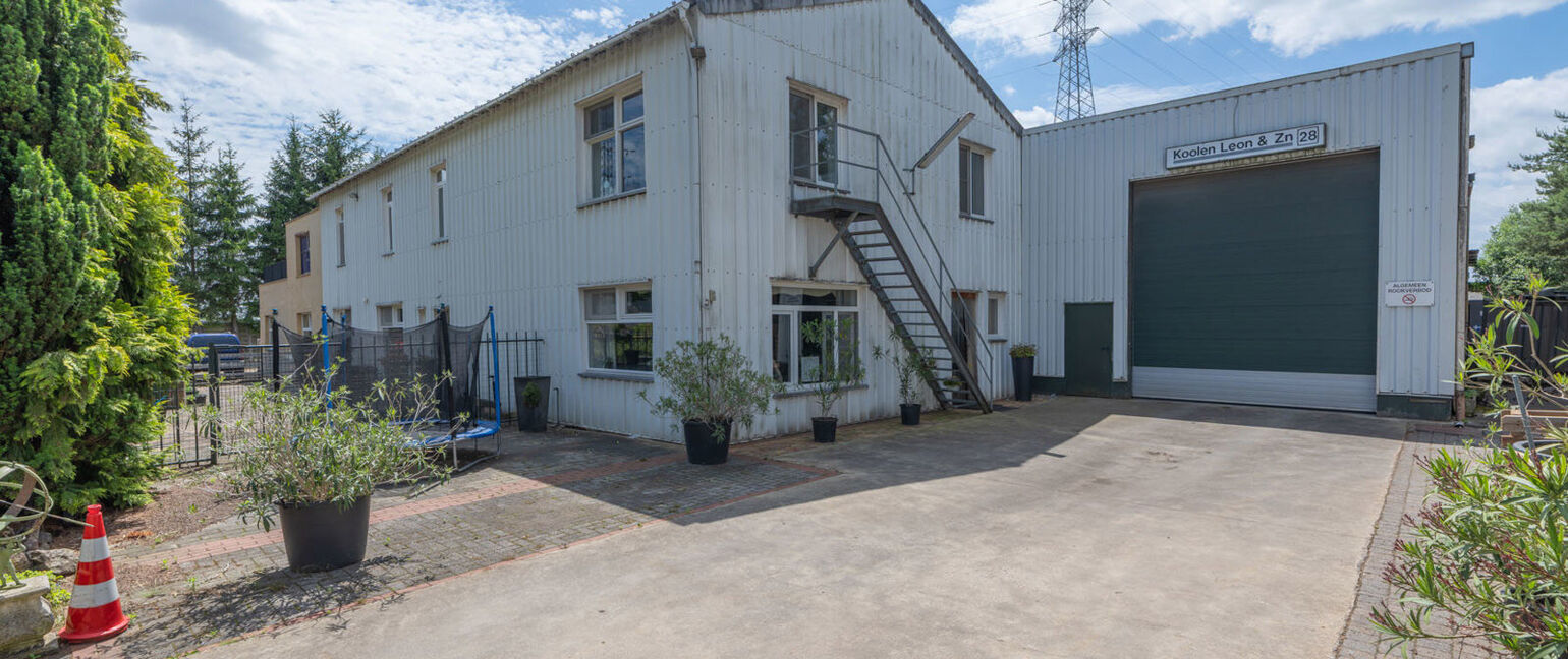 Gebouw voor gemengd gebruik te koop in Dilsen-Stokkem