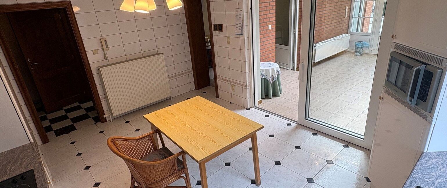 Gebouw voor gemengd gebruik te koop in Heers