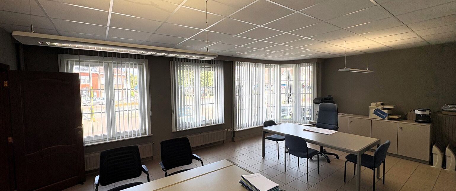 Gebouw voor gemengd gebruik te koop in Heers