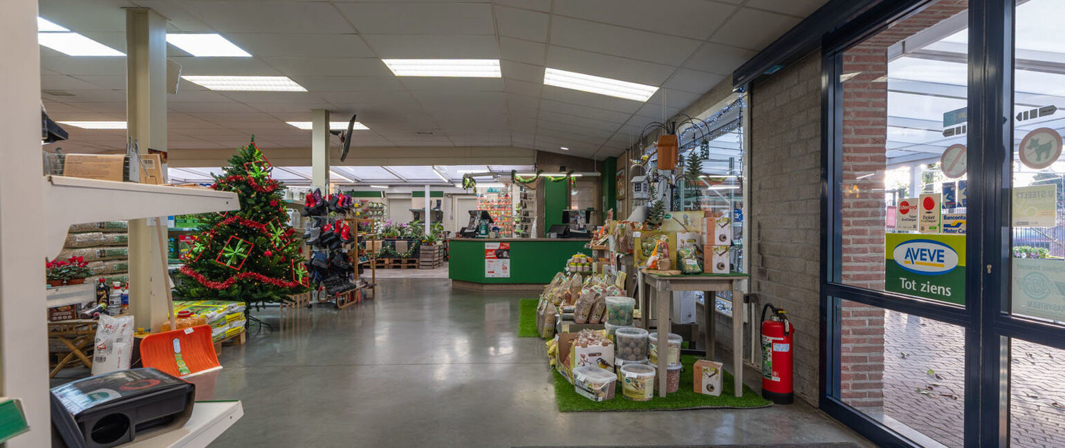 Gebouw voor gemengd gebruik te koop in Kinrooi