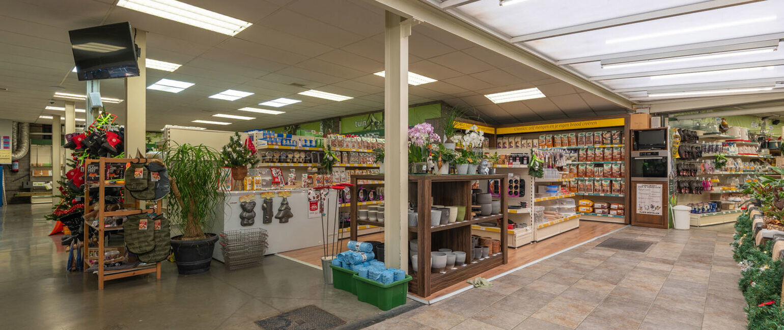 Gebouw voor gemengd gebruik te koop in Kinrooi
