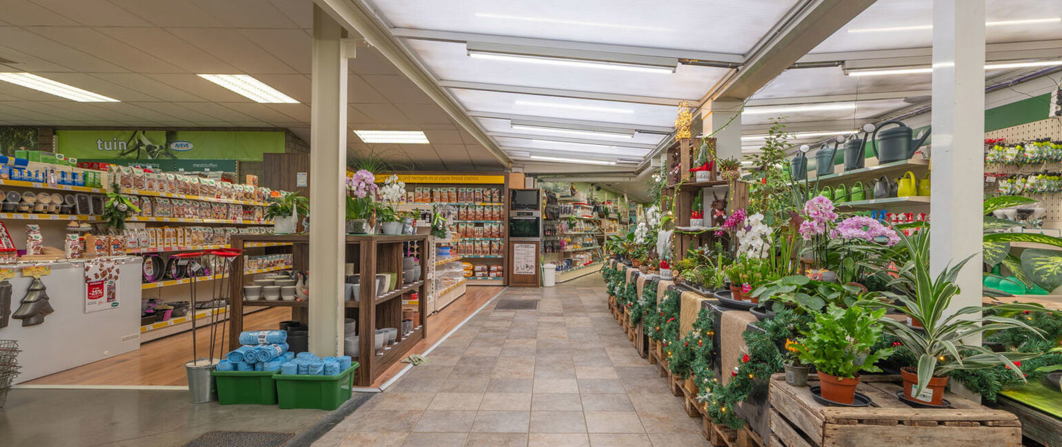 Gebouw voor gemengd gebruik te koop in Kinrooi