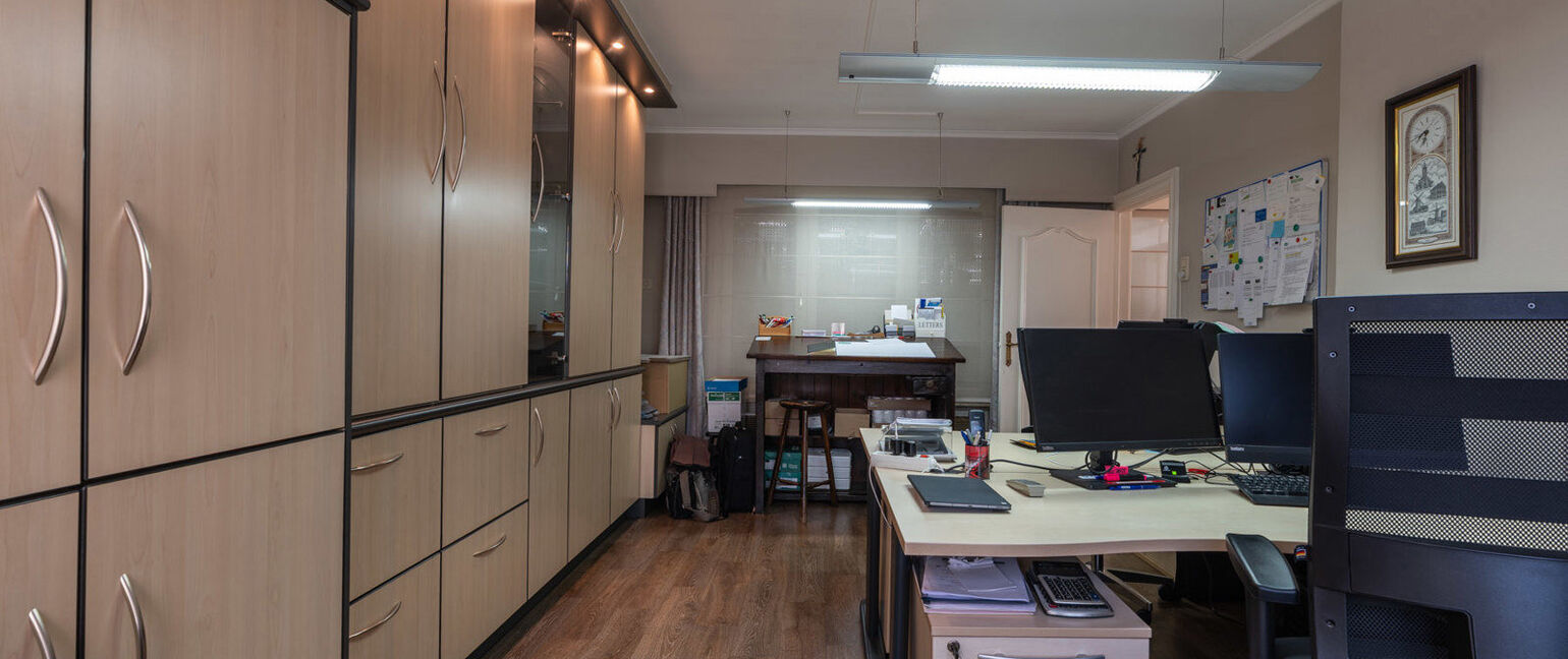 Gebouw voor gemengd gebruik te koop in Kinrooi