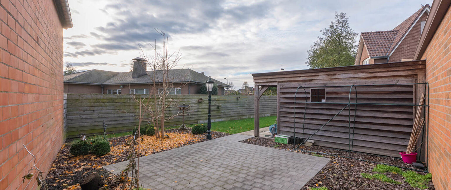 Gebouw voor gemengd gebruik te koop in Kinrooi