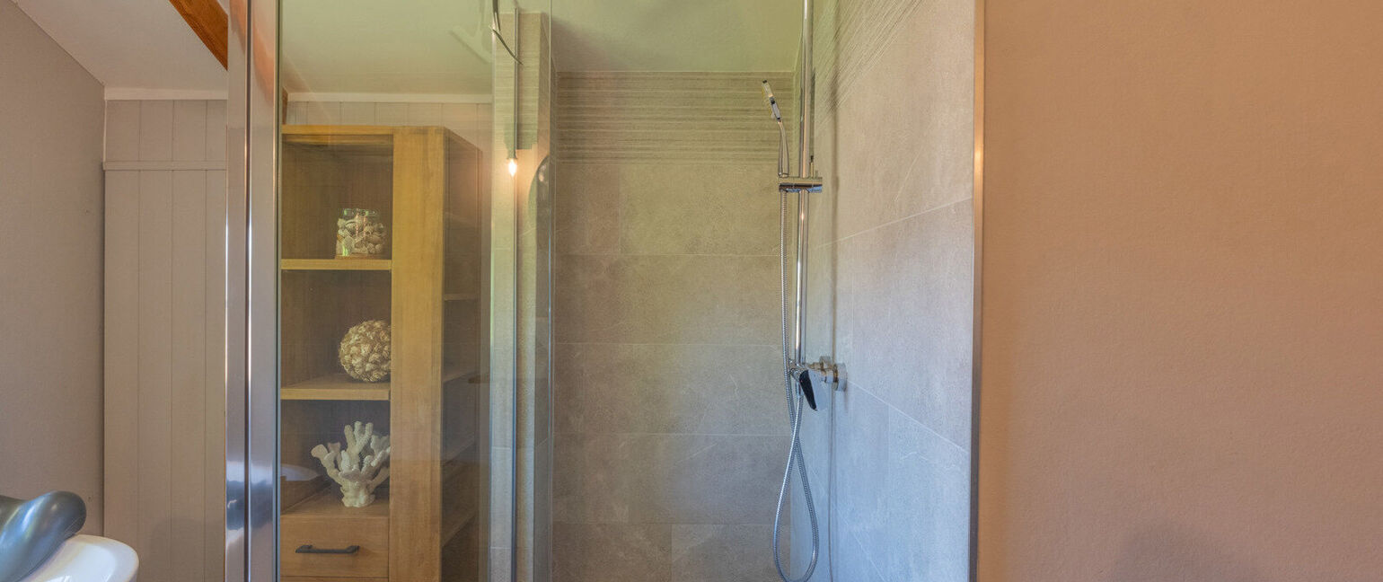 Gebouw voor gemengd gebruik te koop in Lanaken