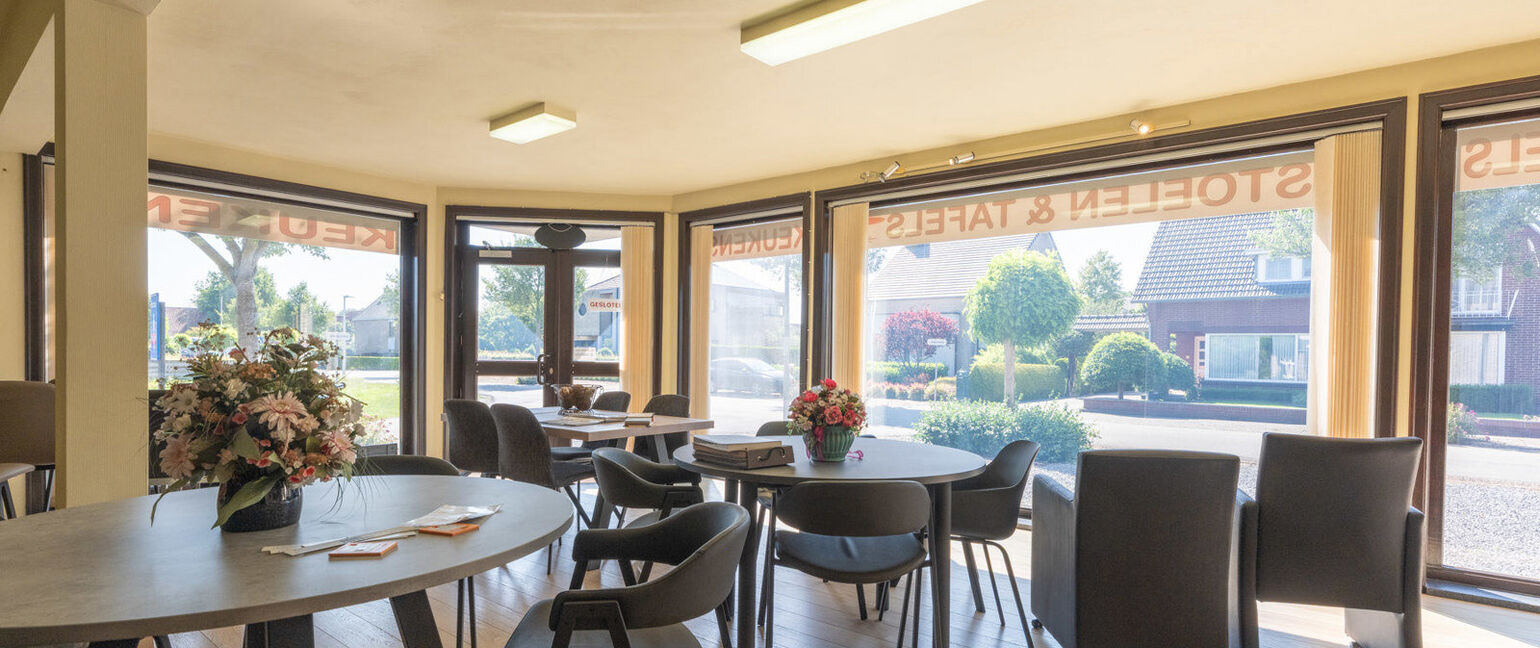 Gebouw voor gemengd gebruik te koop in Maaseik