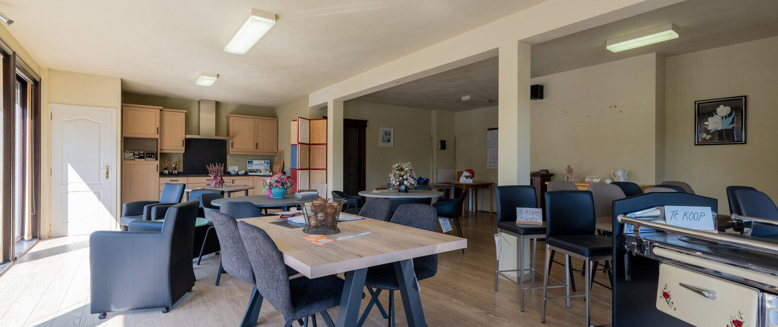 Gebouw voor gemengd gebruik te koop in Maaseik