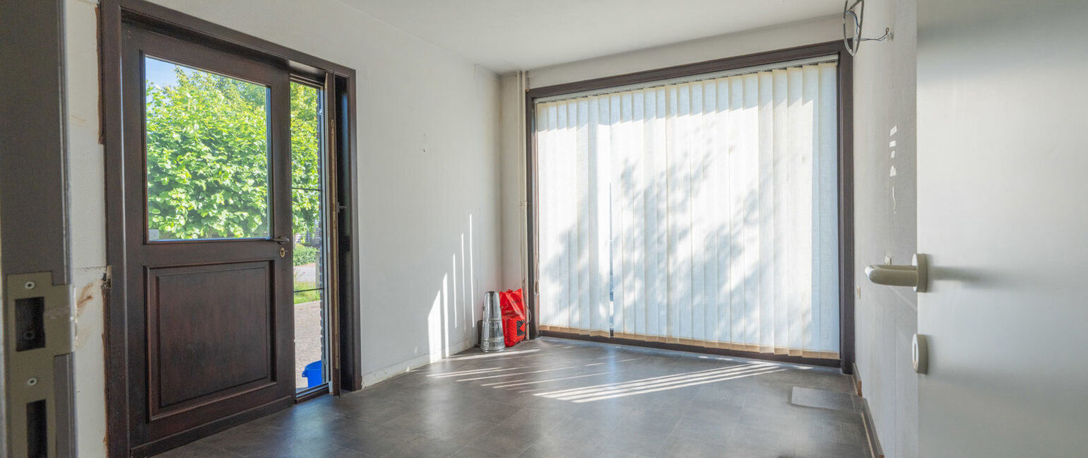 Gebouw voor gemengd gebruik te koop in Maaseik