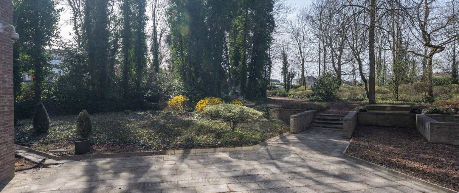 Individuele handelszaak te koop in Hasselt