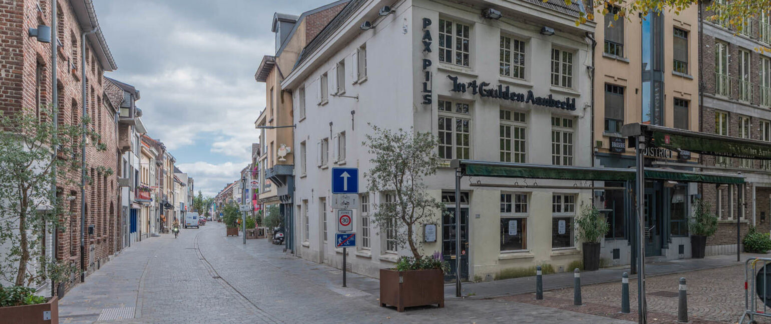 Individuele handelszaak te koop in Maaseik