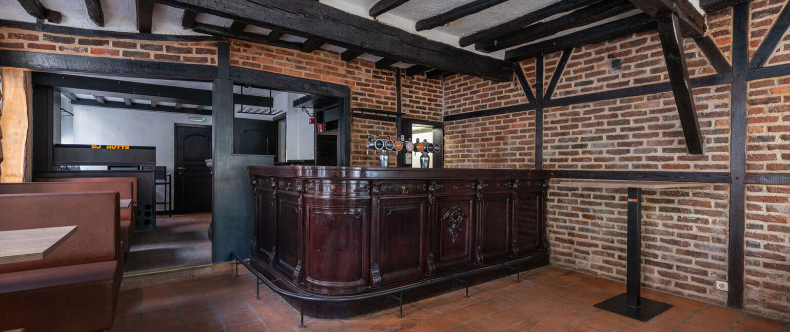 Individuele handelszaak te koop in Maaseik