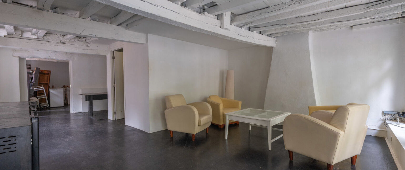 Individuele handelszaak te koop in Maaseik