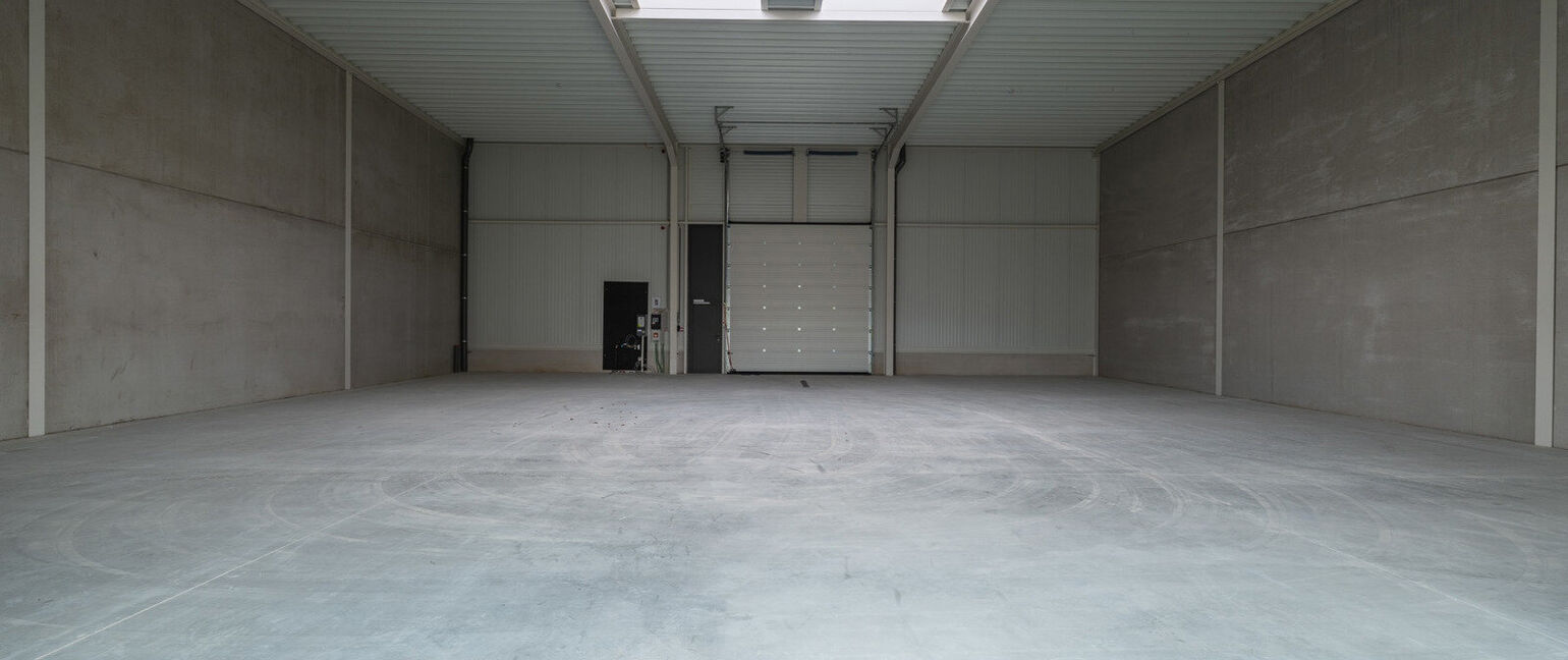 Industrieel gebouw te huur in Dilsen-Stokkem