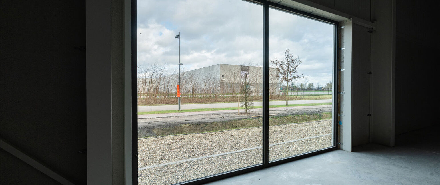 Industrieel gebouw te huur in Dilsen-Stokkem