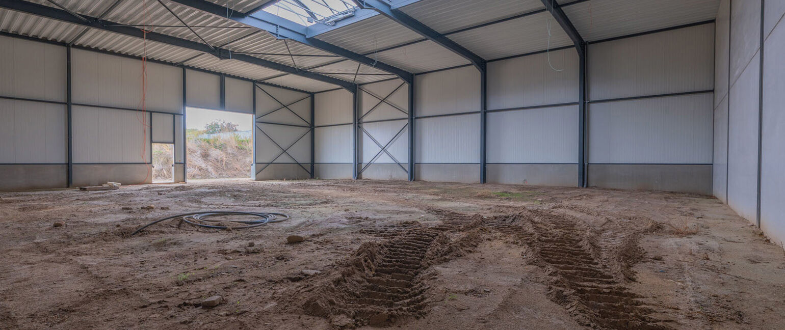 Industrieel gebouw te huur in Maaseik