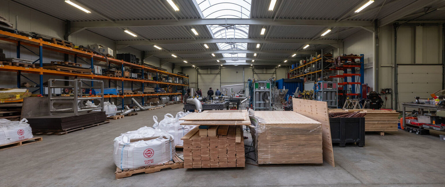 Industrieel gebouw te huur in Opglabbeek