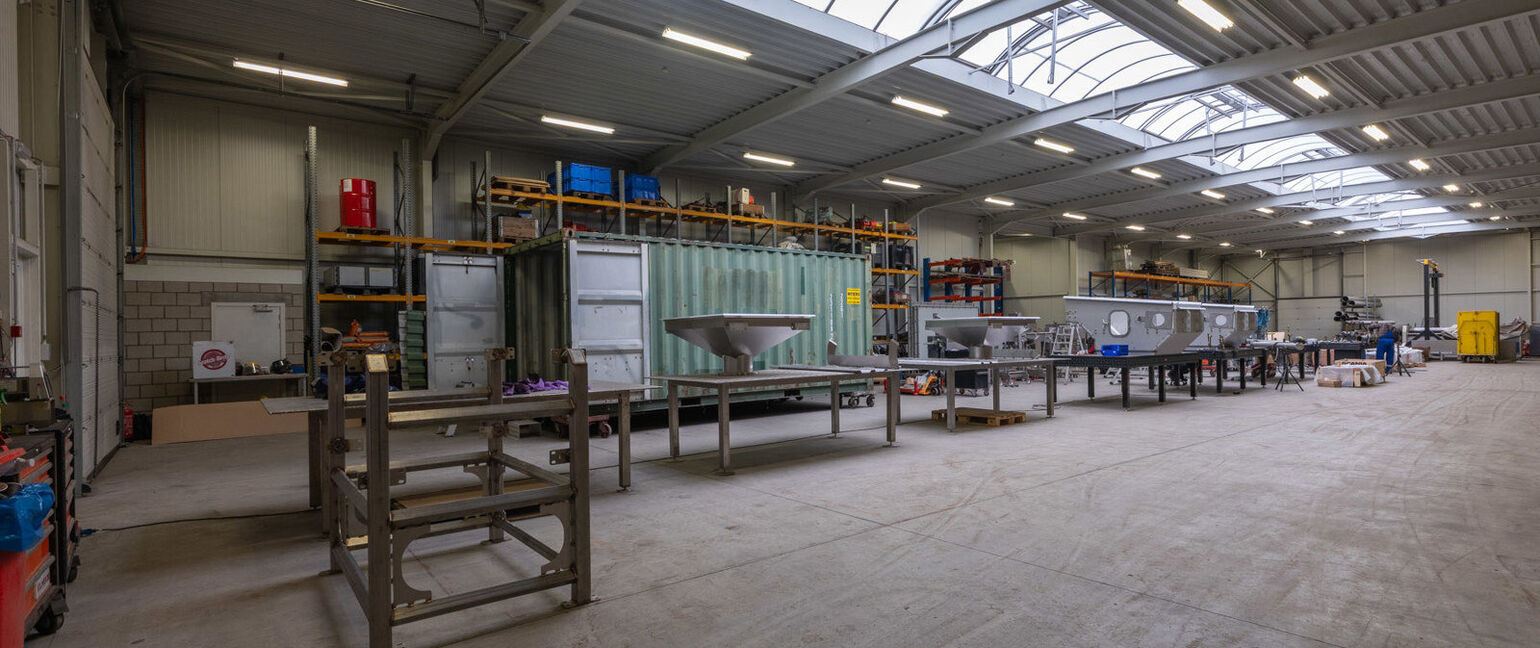 Industrieel gebouw te huur in Opglabbeek