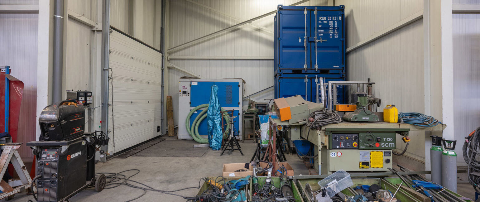 Industrieel gebouw te huur in Opglabbeek